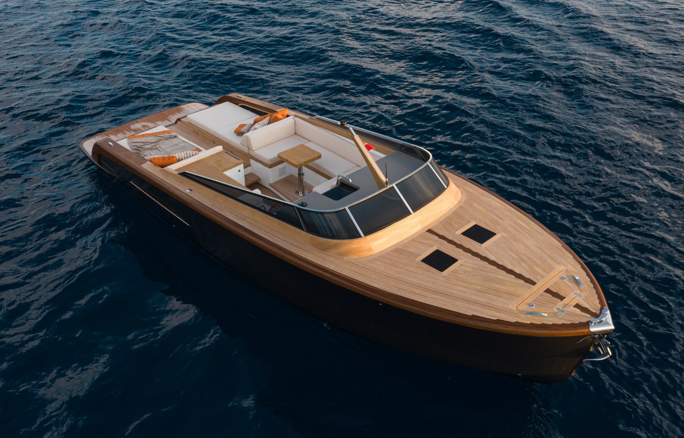 Amazing Reasons Reupholstering a Boat Continues to Gain Popularity